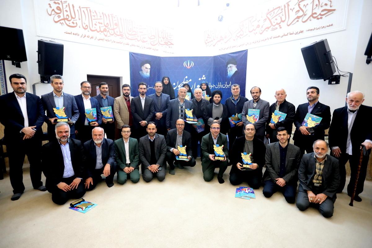 Ibna reporter honored at the ‘New Generation Influencers’ event in Golestan province