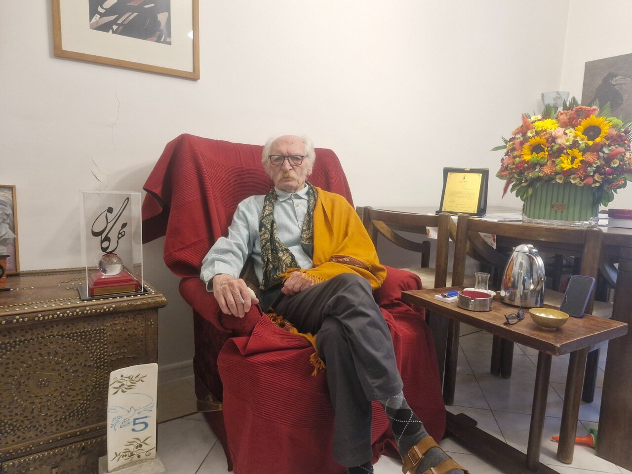 About Mahmoud Dowlatabadi, Recipient of the Mehrgan Literary Award; A Lifetime of Effort