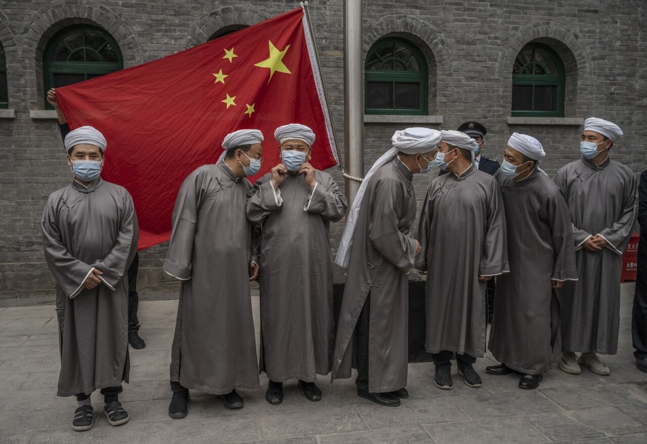 Chinese Islam, Born of Iranian Islam / Han Kitab: Ibn Arabi’s Mysticism in the Garb of Daoism and Confucianism / China’s Invitation to Iranians to Reform the Chinese Calendar