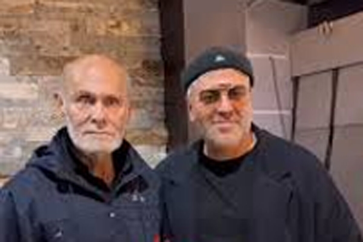 See | New images of Jamshid Hashempour alongside Behrang Alavi