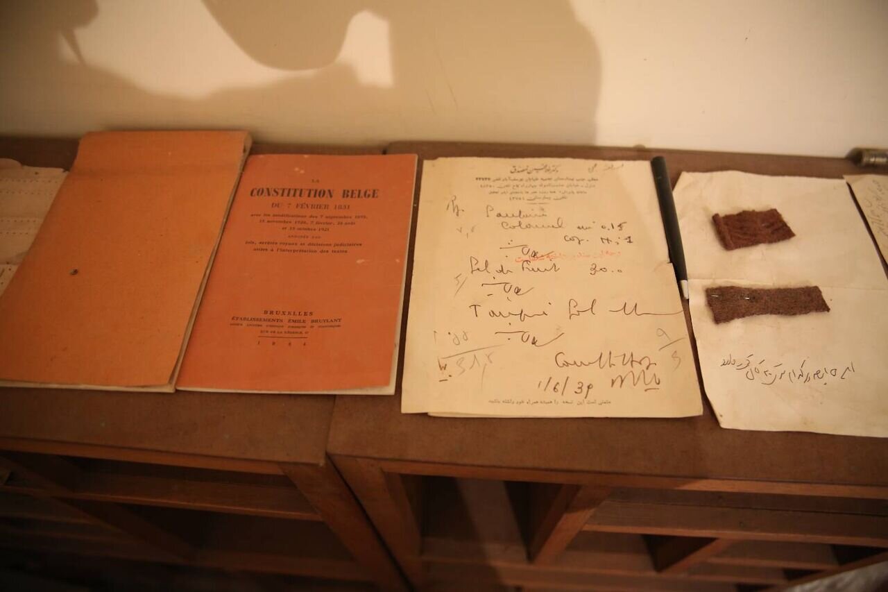 Personal documents of Mohammad Mosaddegh handed over to the National Archives of Iran.