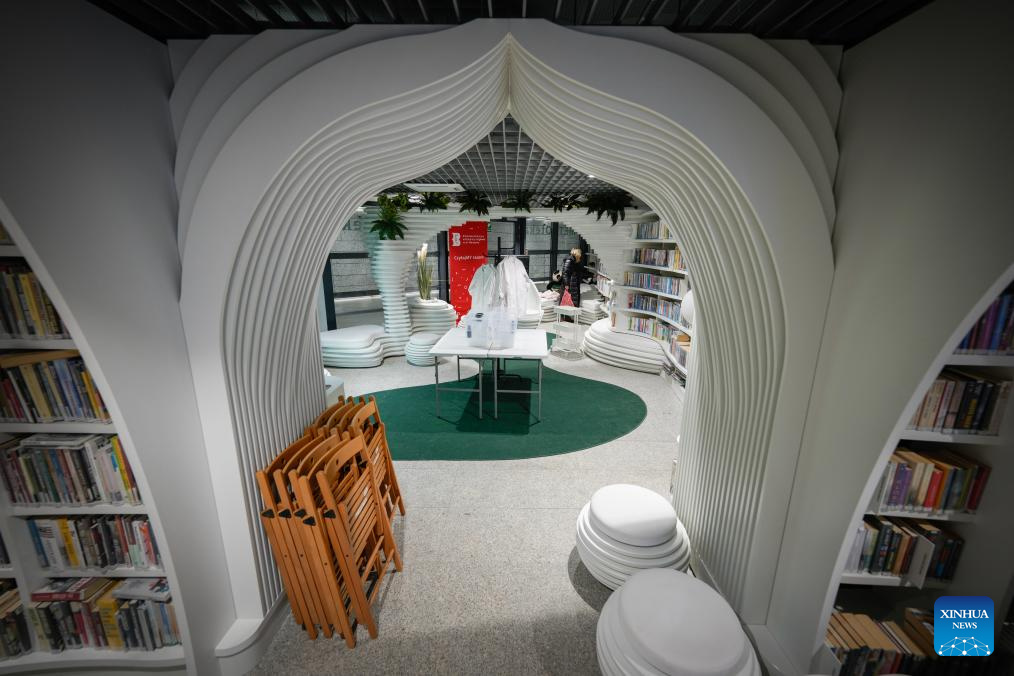 Underground Library Opens in the Heart of Warsaw Metro