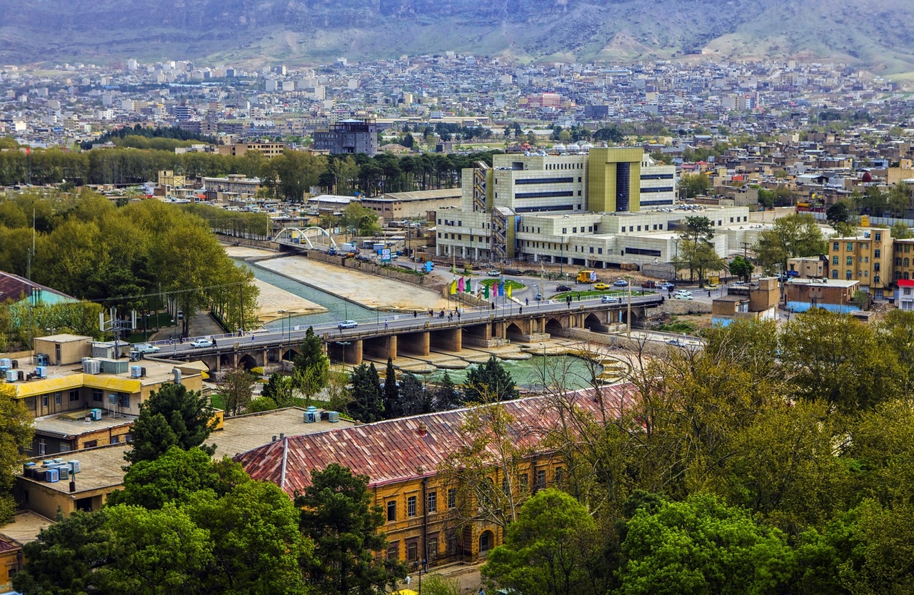 Lorestan Needs a House for Literature / Hafez Reading Workshop Lacks a Fixed Location