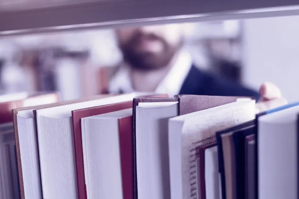 Celebrities are capital burners in the book market